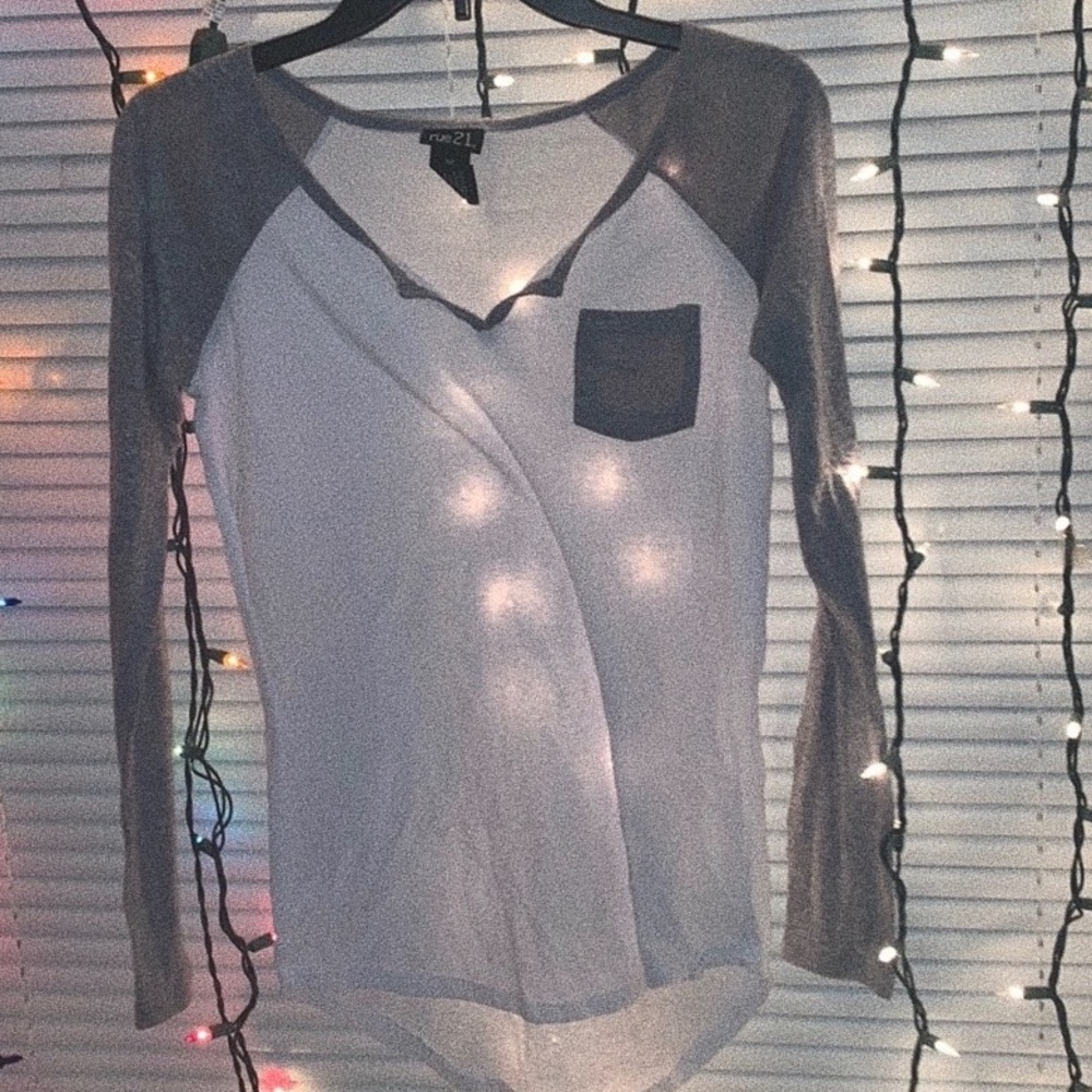 Long sleeve top🌫